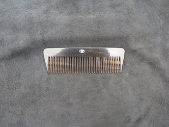 Metal hair comb, professional barber hair comb, promotional gift, metal polishing, aluminium components. Dog, cat.